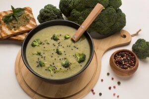 Broccoli and almond soup